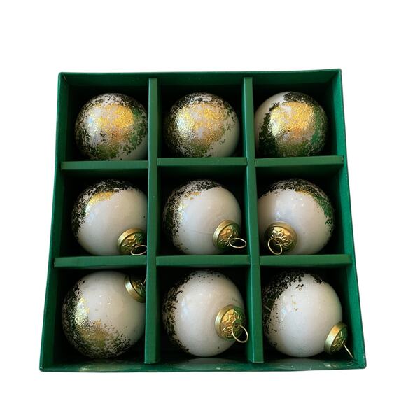 DOFT White & Gold Glass Christmas Ornaments 3in Set of 9 Holiday Glam New - Picture 13 of 16